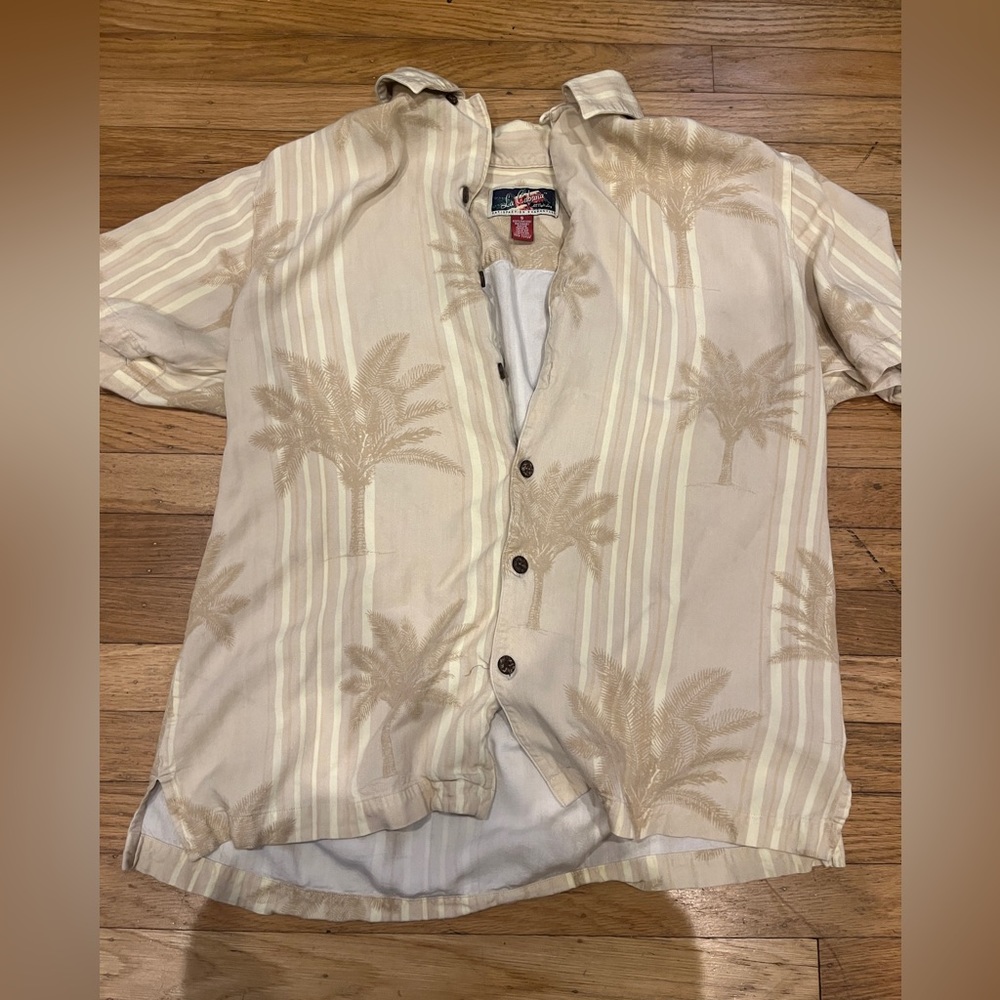 La Cabana Button Down